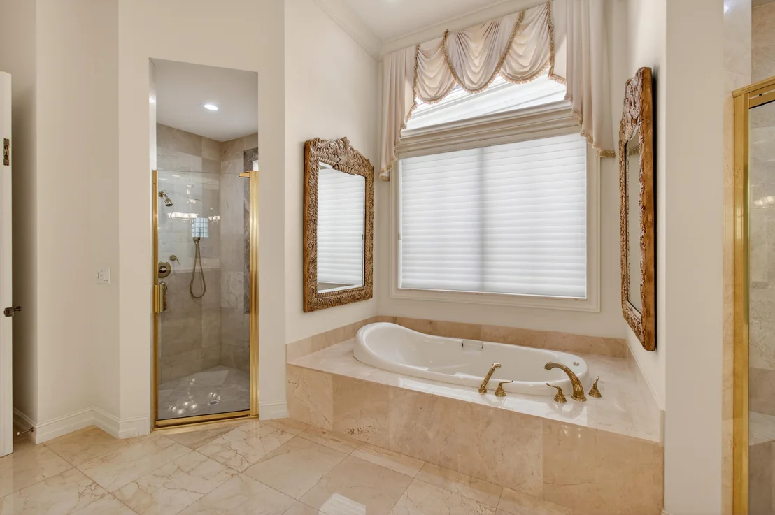 Photo of 331 MIZNER LAKE ESTATES Drive