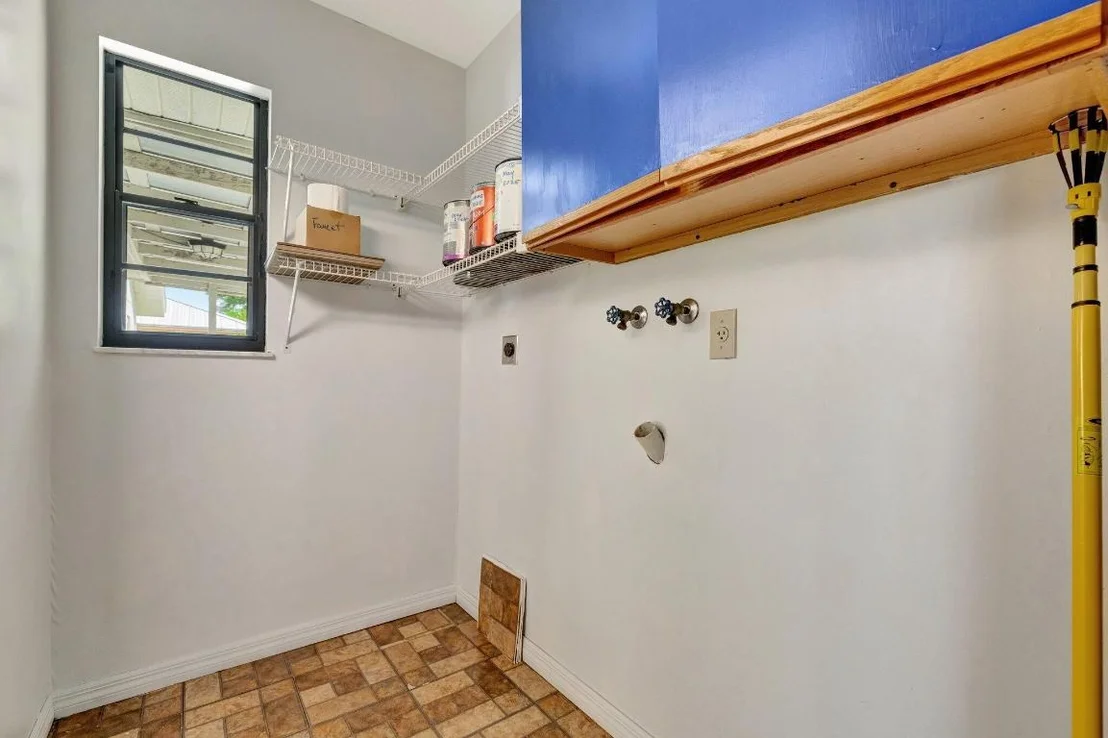 Photo of 5404 Sunset Boulevard