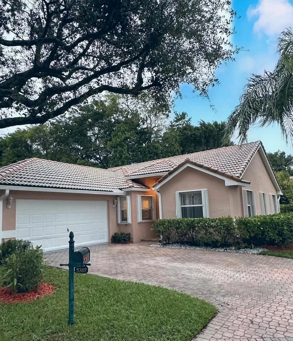 Photo of 5385 Grande Palm Circle