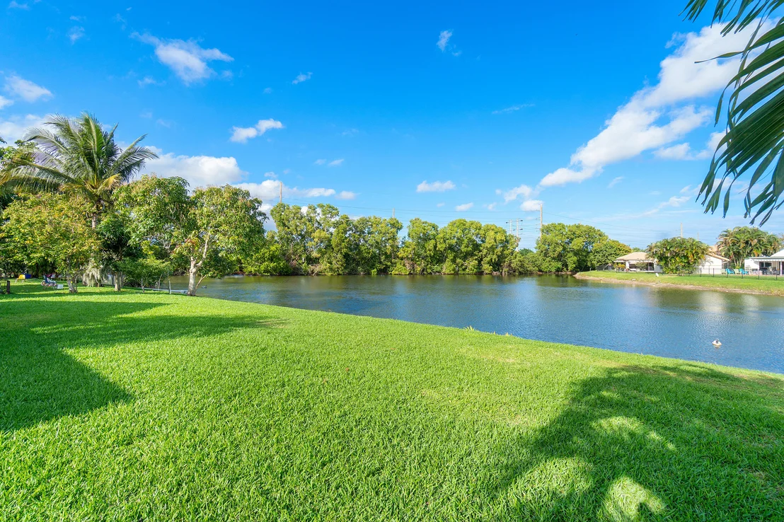 Photo of 9285 Laurel Green Drive