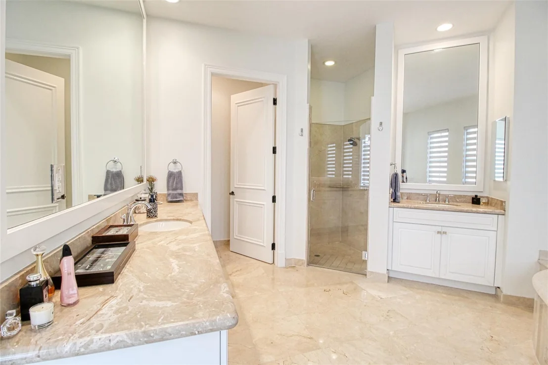 Photo of 9481 Eden Manor