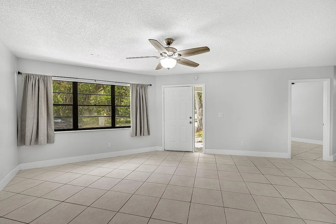 Photo of 10 47th Avenue