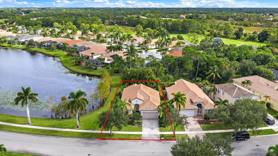 Photo of 6784 SE Twin Oaks Circle