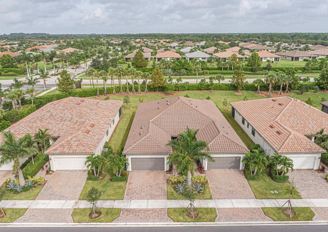 Photo of 4015 Basket Oak Circle