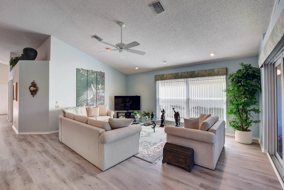 Photo of 6091 Bay Isles Drive