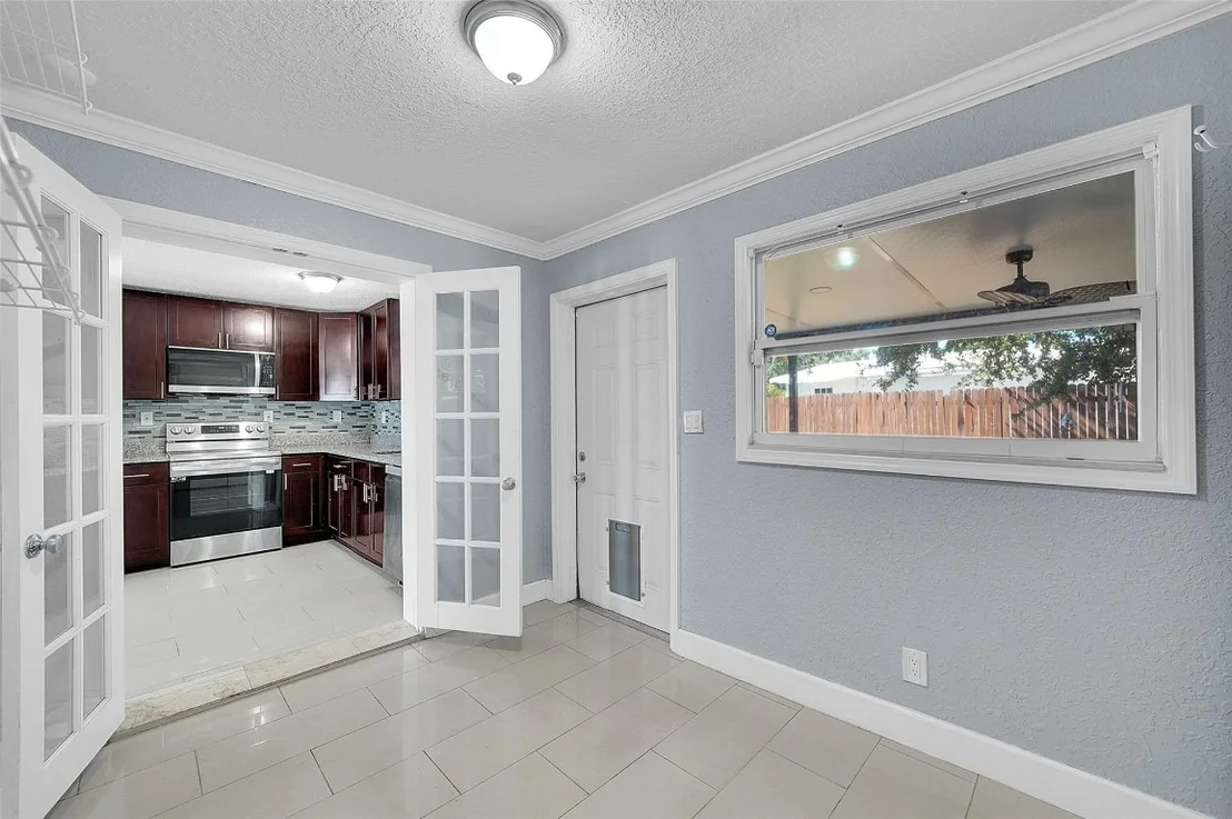 Photo of 3111 NE 11th Terrace