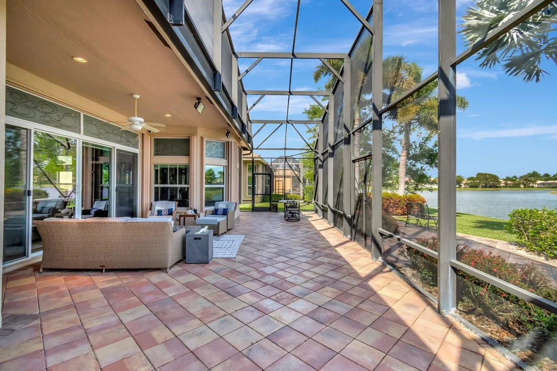 Photo of 10702 Whitewind Circle