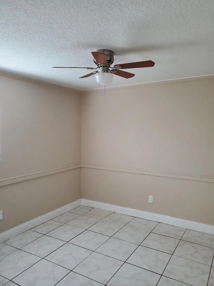 Photo of 6448 N Lawrence Road