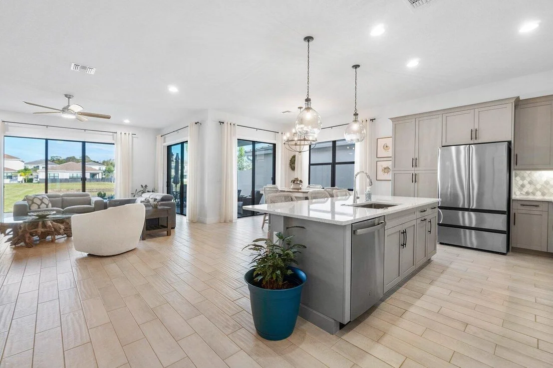 Photo of 7475 Estero Drive