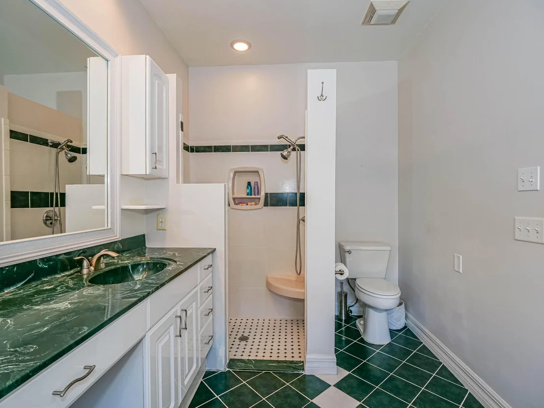 Photo of 955 47th Av Avenue SW
