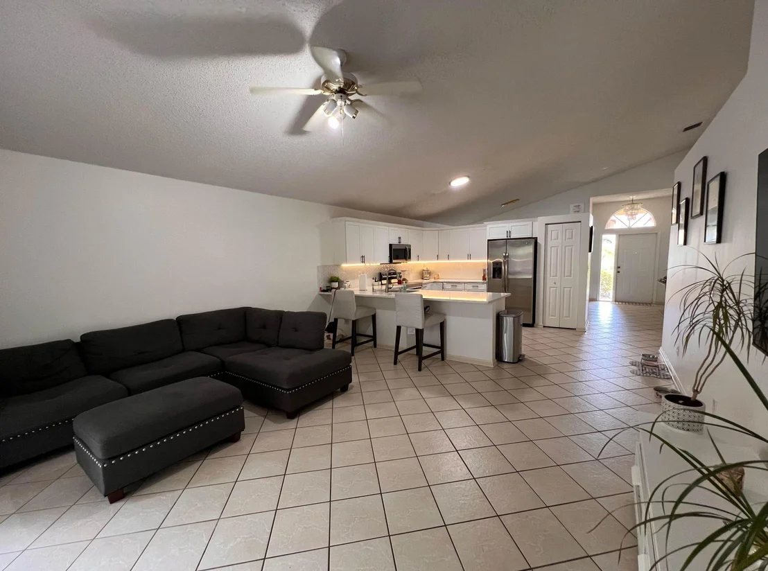 Photo of 8229 White Rock Circle
