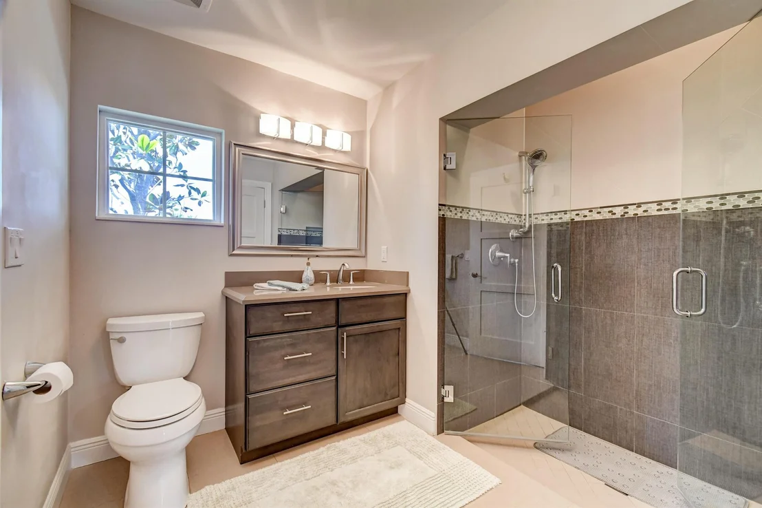Photo of 590 Phillips Drive