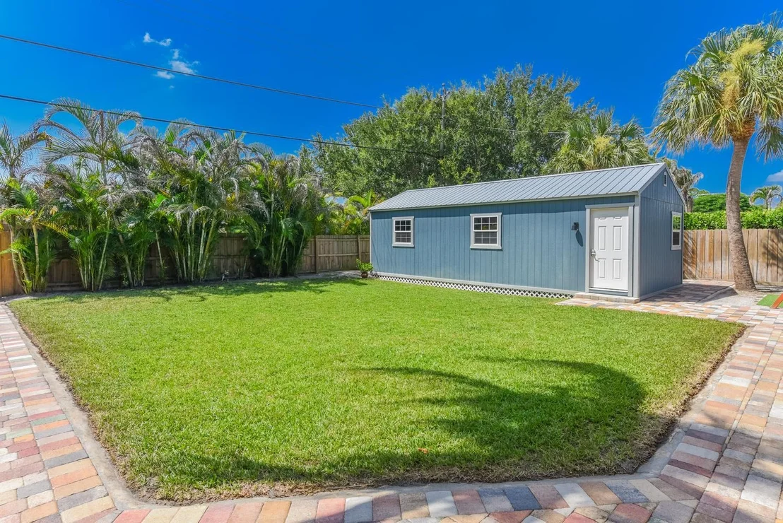 Photo of 4994 SE PINE KNOLL Way