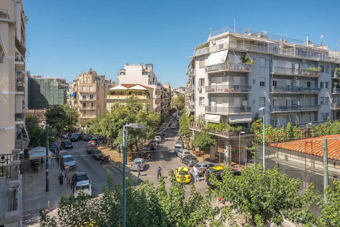 Photo of 33 Makriyanni