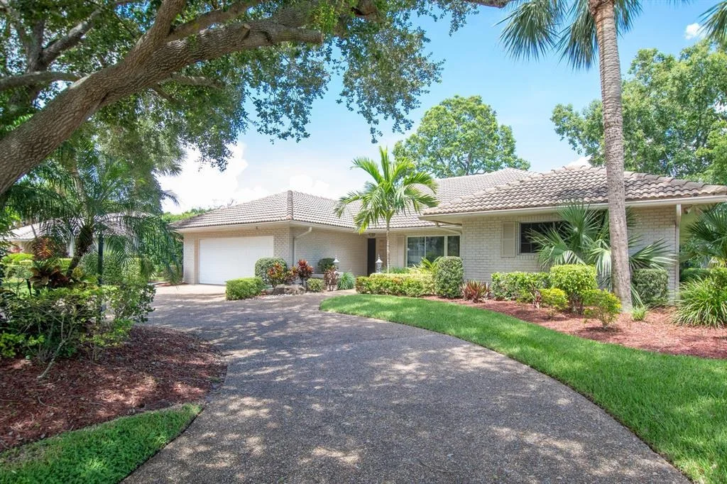 Photo of 4935 King Palm Circle