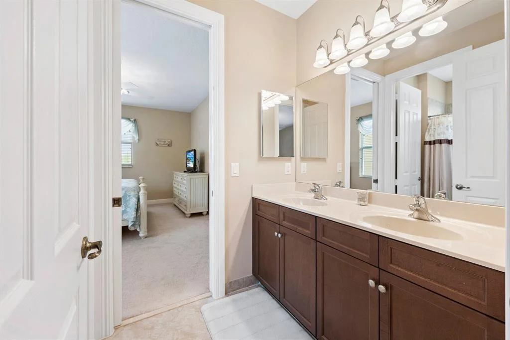 Photo of 11812 Windmill Lake Drive
