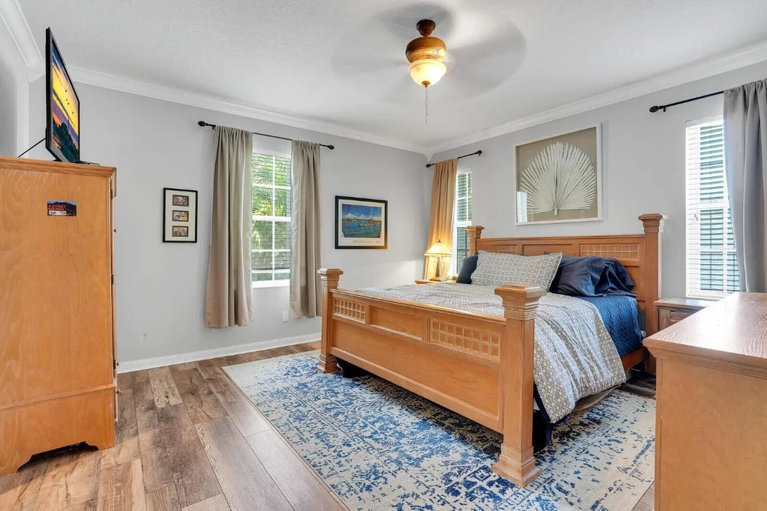 Photo of 211 Barbados Drive