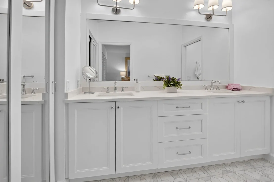 Photo of 5576 Fox Hollow Drive
