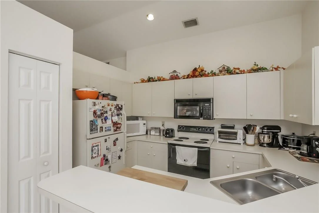 Photo of 4033 Pine Ridge Lane