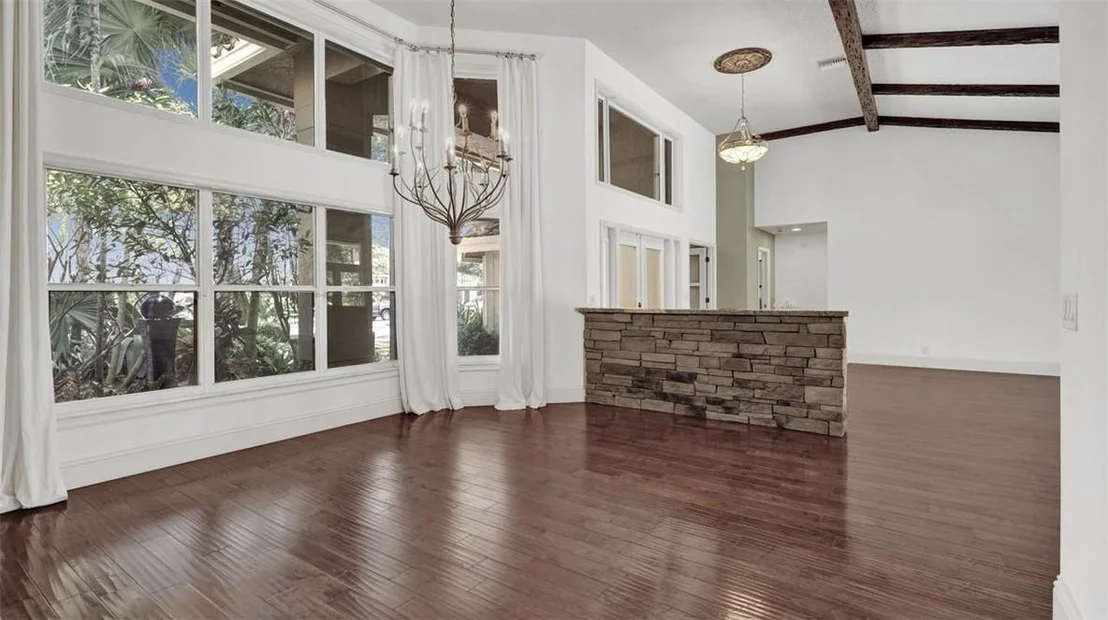 Photo of 475 Sabal Way