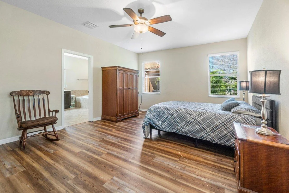 Photo of 10576 Longleaf Lane