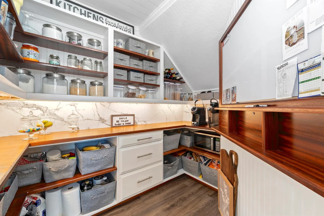 Photo of 2622 Danforth Terrace