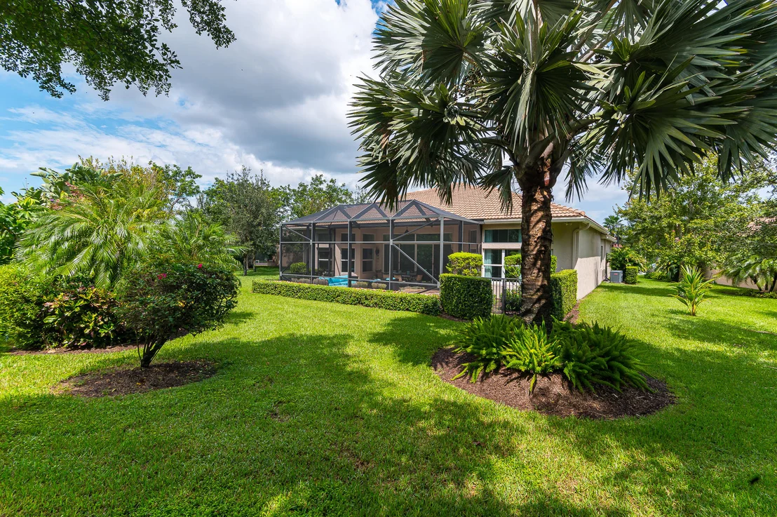 Photo of 10504 Whitewind Circle