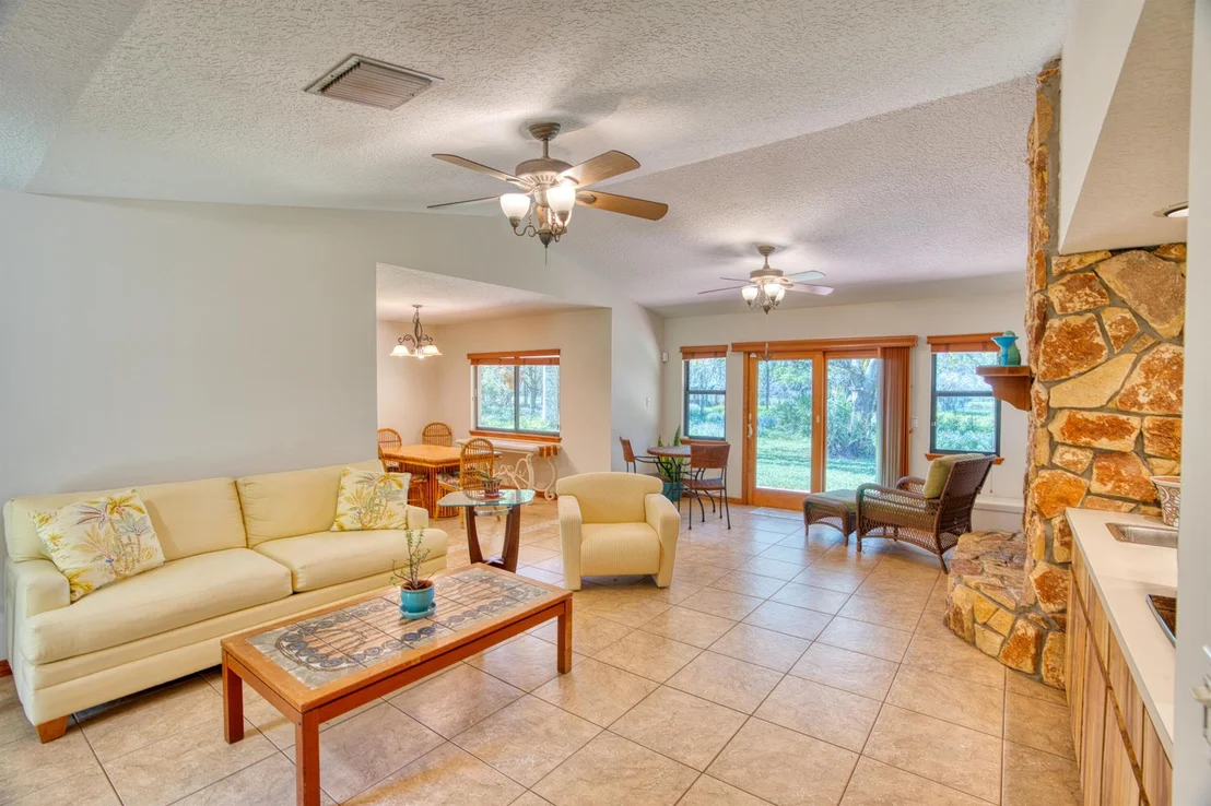 Photo of 18484 131st Trail N