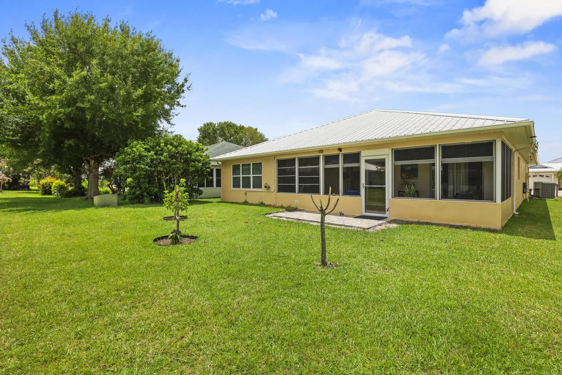 Photo of 6648 Gaviota
