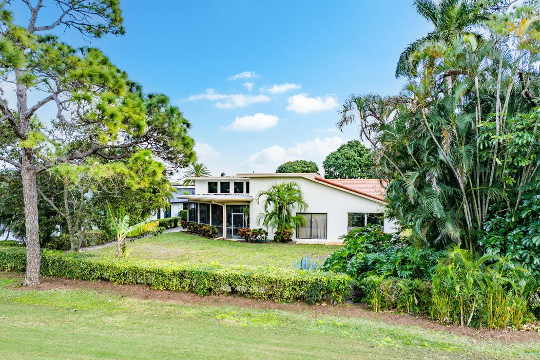 Photo of 5104 Pineview Circle