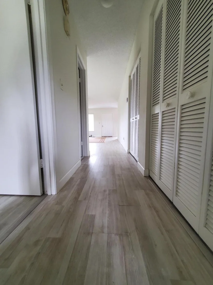 Photo of 2665 SE 27th Lane