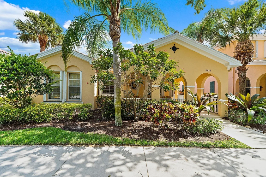 Photo of 1944 Jeaga Drive
