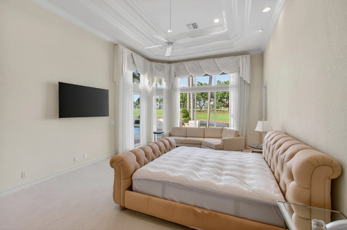 Photo of 331 MIZNER LAKE ESTATES Drive