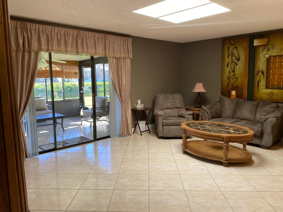 Photo of 5478 Mirror Lakes Boulevard