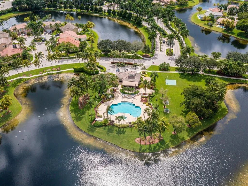 Photo of 1080 Capistrano