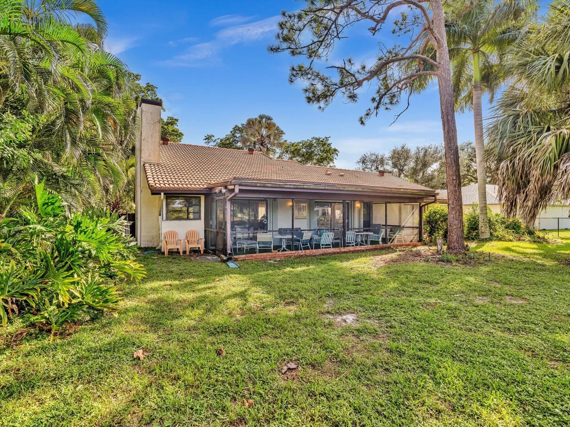 Photo of 3537 Lakeview Drive