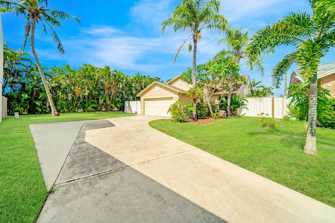 Photo of 13 Ripley Way