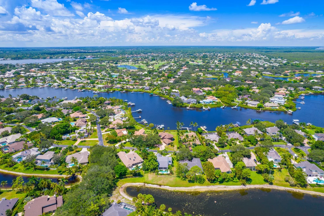 Photo of 18360 SE Lakeside Drive