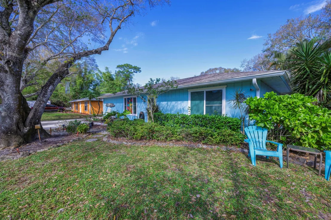 Photo of 7910 James Road