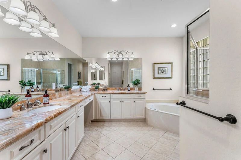 Photo of 9720 Isles Cay Drive