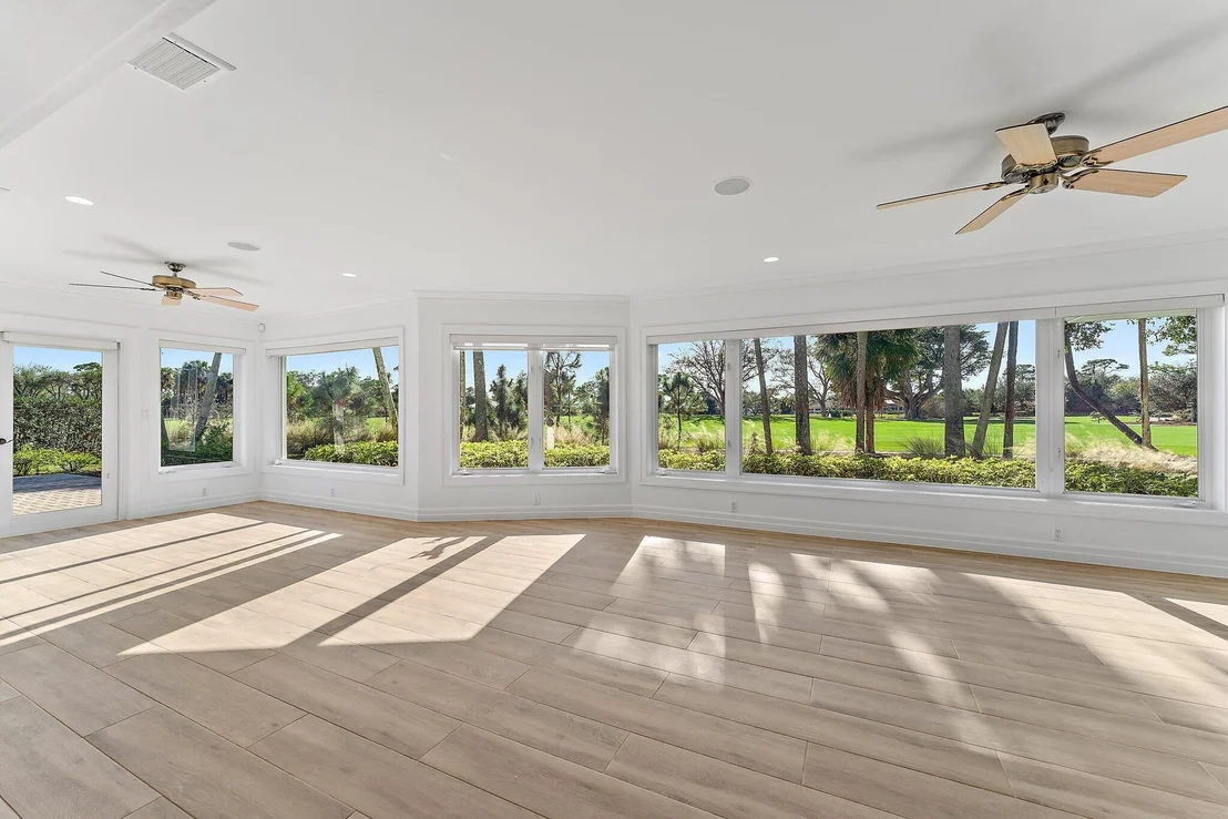 Photo of 209 Fairway W