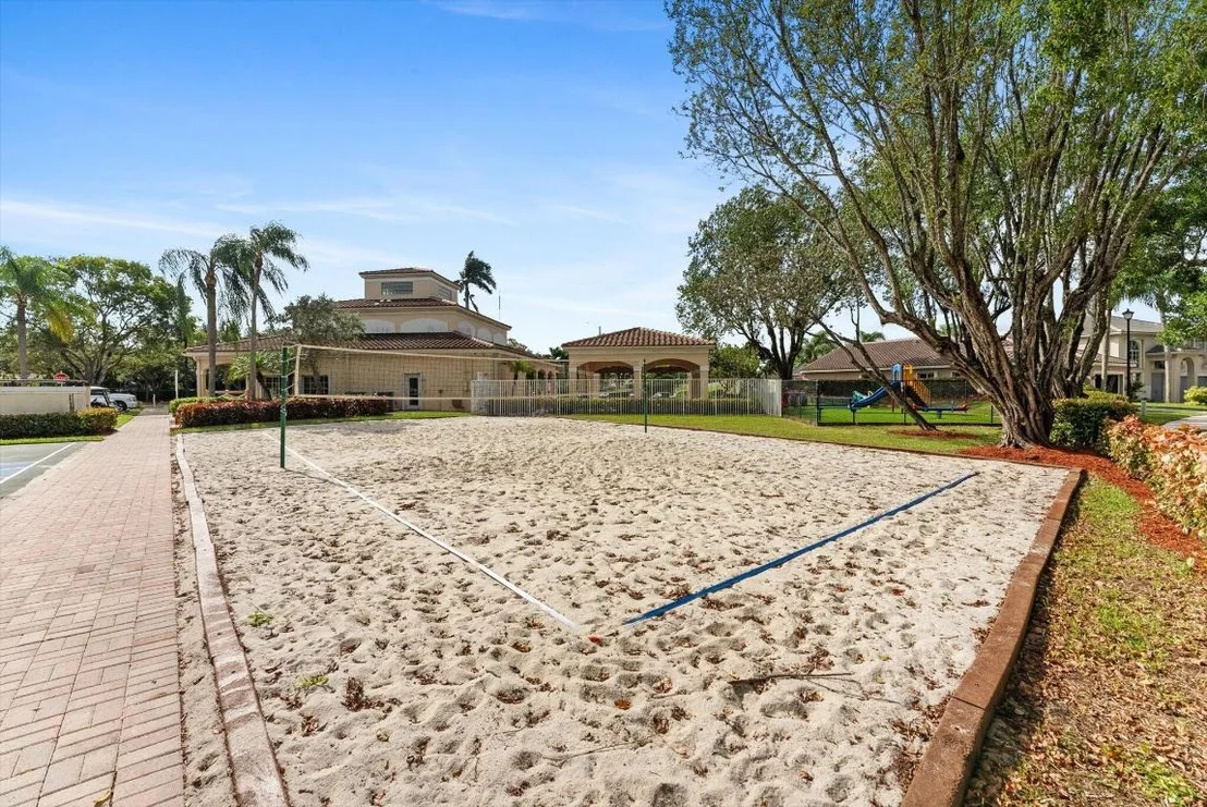 Photo of 5857 Eagle Cay Circle