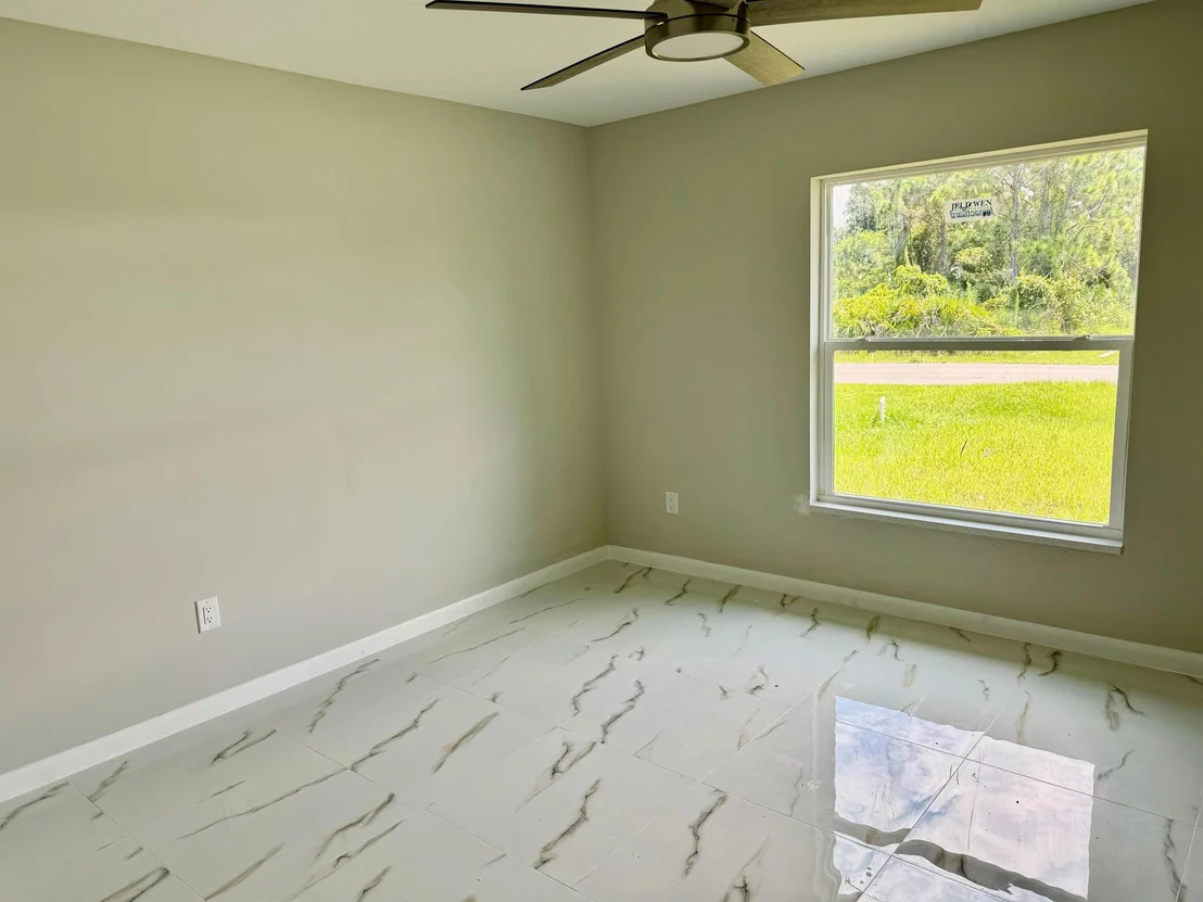 Photo of 2987 NW 33rd Avenue