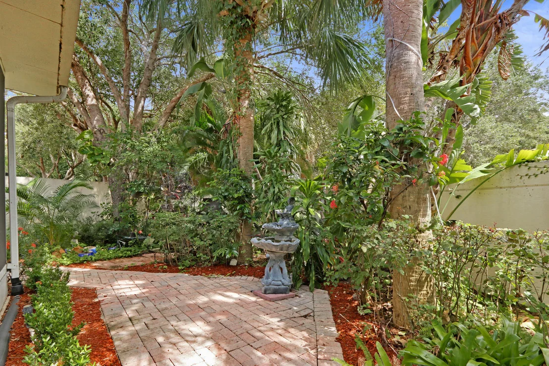 Photo of 152 Lost Bridge Drive