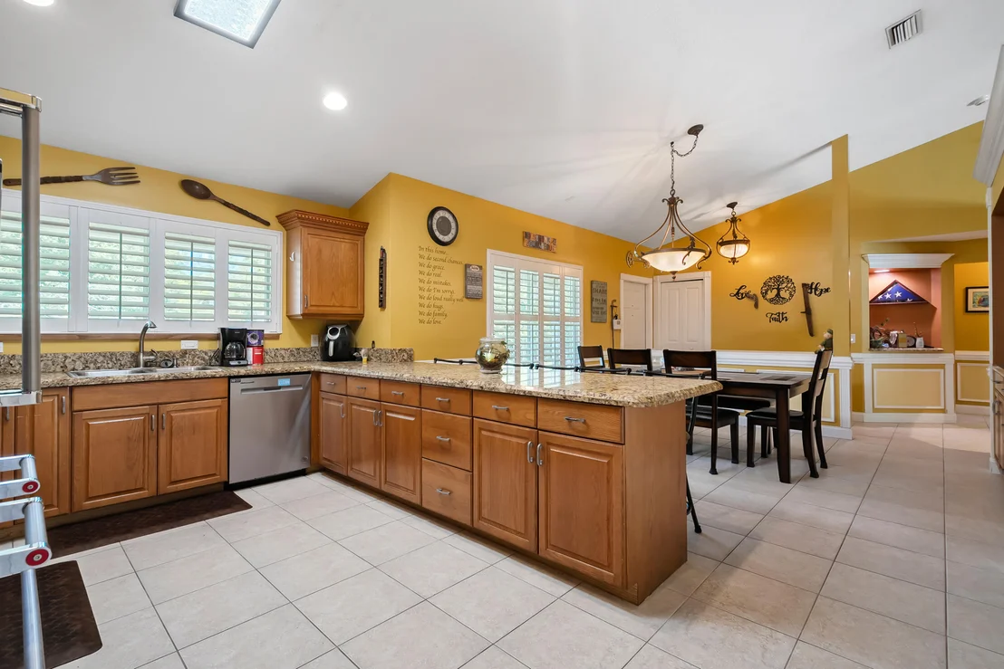 Photo of 5001 Silver Oak Drive