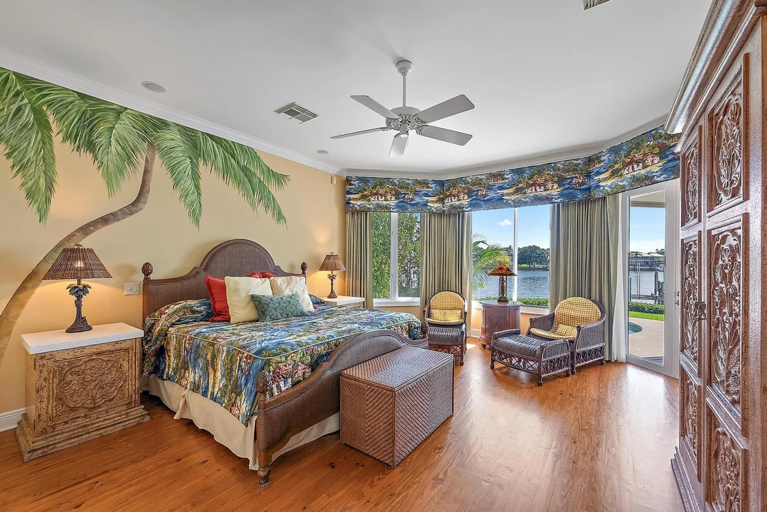 Photo of 4205 SE Centerboard Lane