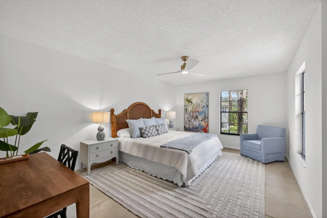 Photo of Unit 2 at 357 Prestwick Circle