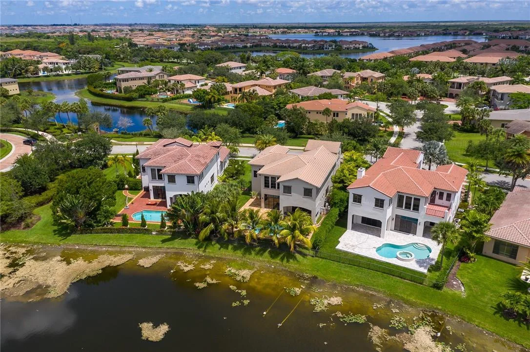 Photo of 9640 Eden Manor