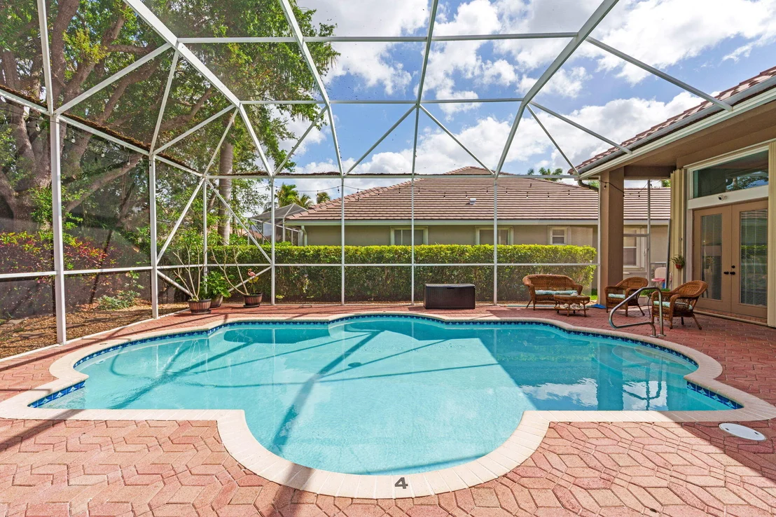 Photo of 21704 Fall River Drive