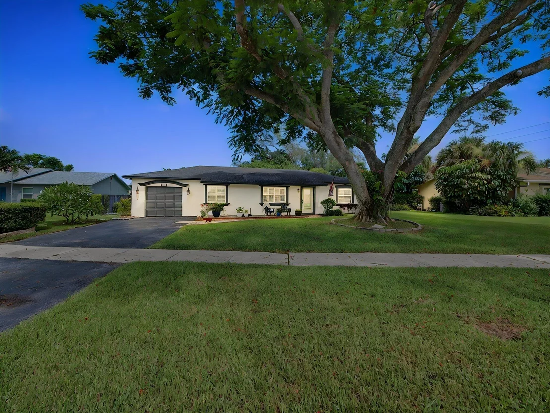 Photo of 19732 COLORADO Circle